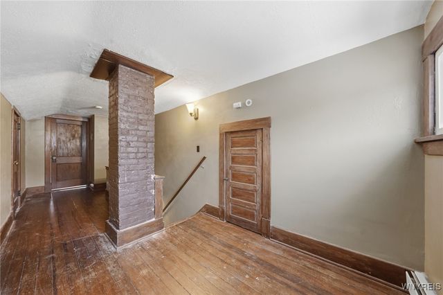 29 Grove Avenue, Lockport City, NY 14094