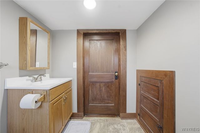 29 Grove Avenue, Lockport City, NY 14094