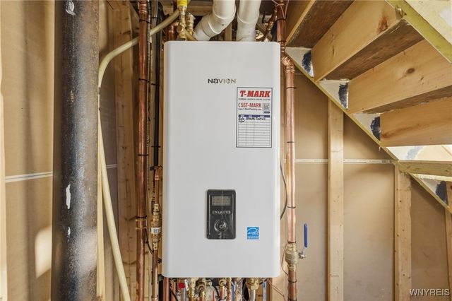 29 Grove Avenue, Lockport City, NY 14094