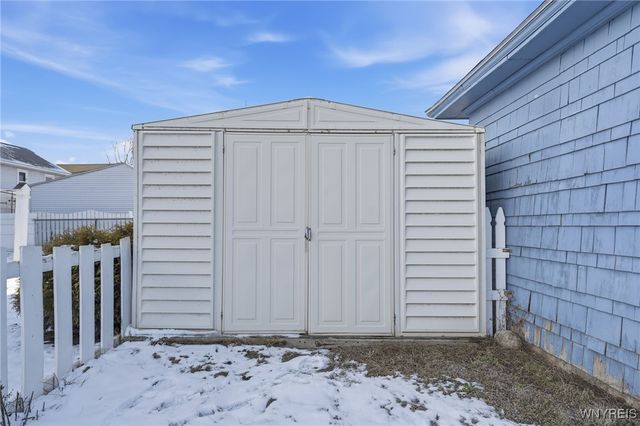 29 Grove Avenue, Lockport City, NY 14094