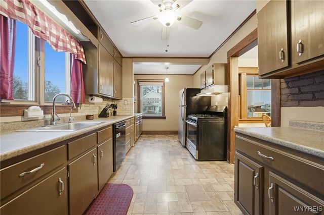 29 Grove Avenue, Lockport City, NY 14094