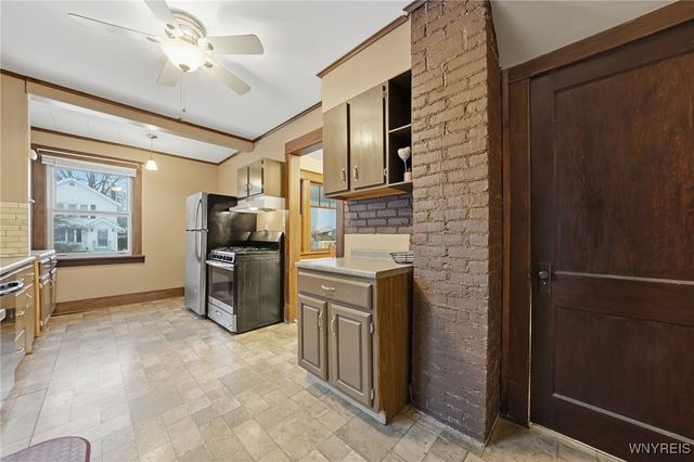 29 Grove Avenue, Lockport City, NY 14094