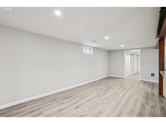 2850 Se 50TH Ave, Portland, OR 97206