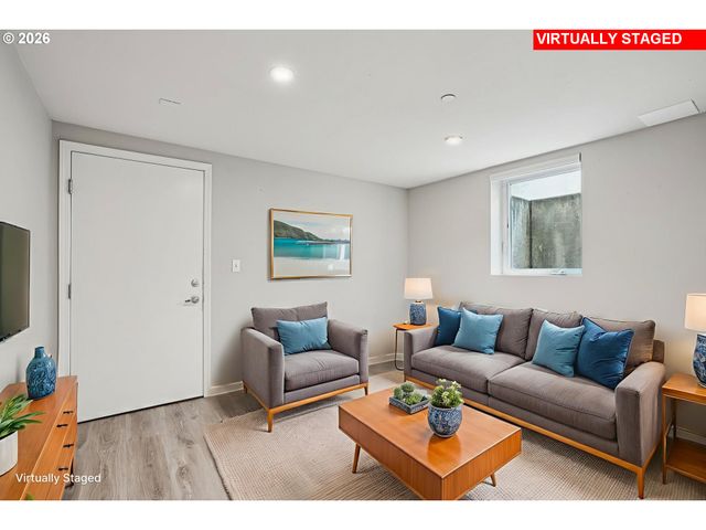 2850 Se 50TH Ave, Portland, OR 97206