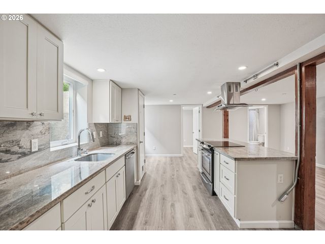 2850 Se 50TH Ave, Portland, OR 97206