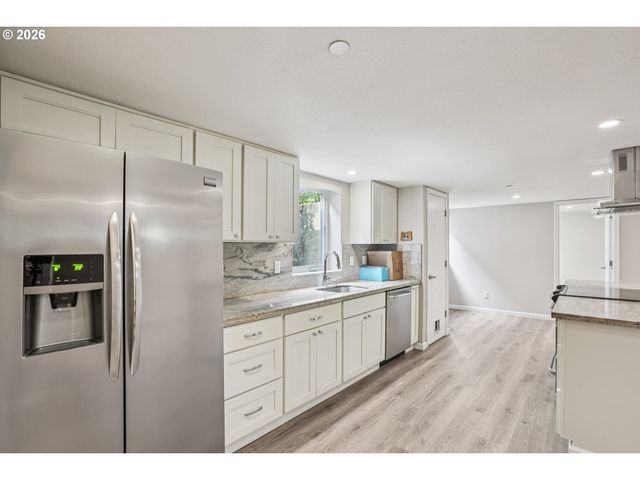 2850 Se 50TH Ave, Portland, OR 97206