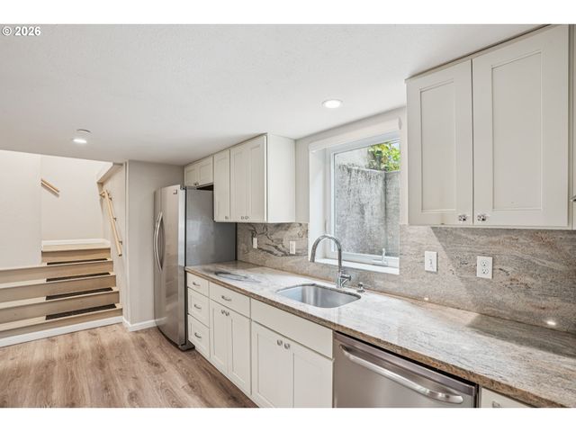 2850 Se 50TH Ave, Portland, OR 97206