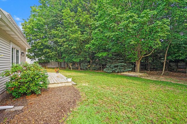 760 Brookridge Drive, Norton Shores, MI 49441