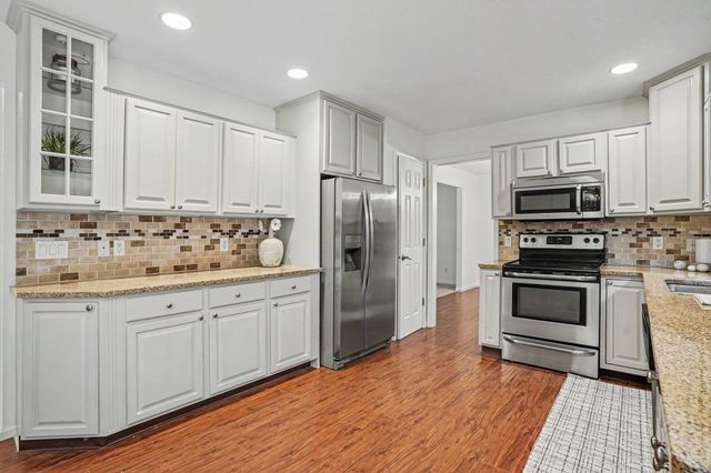 760 Brookridge Drive, Norton Shores, MI 49441