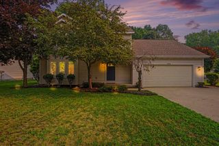 760 Brookridge Drive, Norton Shores, MI 49441