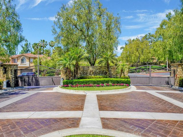 2564 NEWMAN Avenue, Tustin, CA 92782