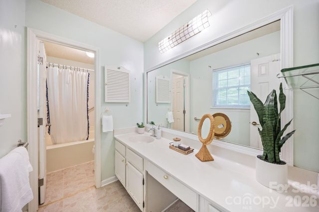 11833 Post Ridge Court, Charlotte, NC 28226