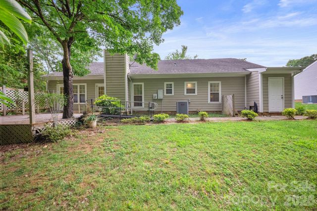 11833 Post Ridge Court, Charlotte, NC 28226