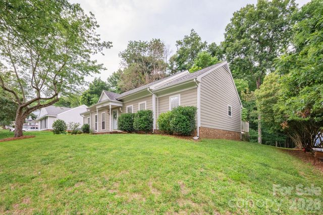 11833 Post Ridge Court, Charlotte, NC 28226
