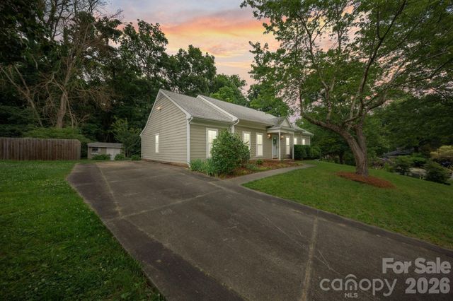 11833 Post Ridge Court, Charlotte, NC 28226