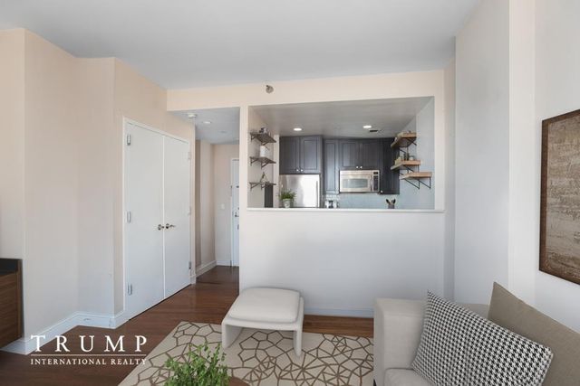 249 E 118th St Apt 2D, New York City, NY 10035