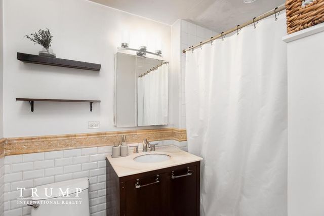 249 E 118th St Apt 2D, New York City, NY 10035