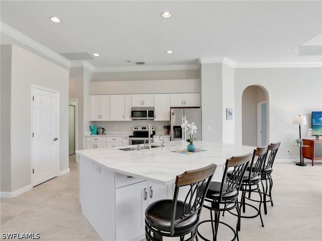 8845 Lely Island CIR, Naples, FL 34113