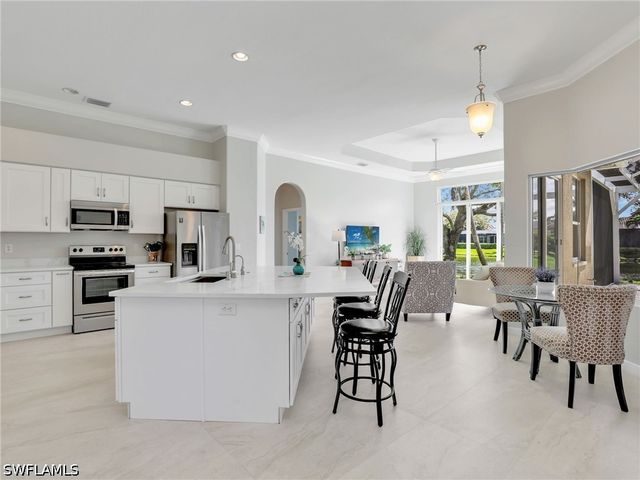 8845 Lely Island CIR, Naples, FL 34113