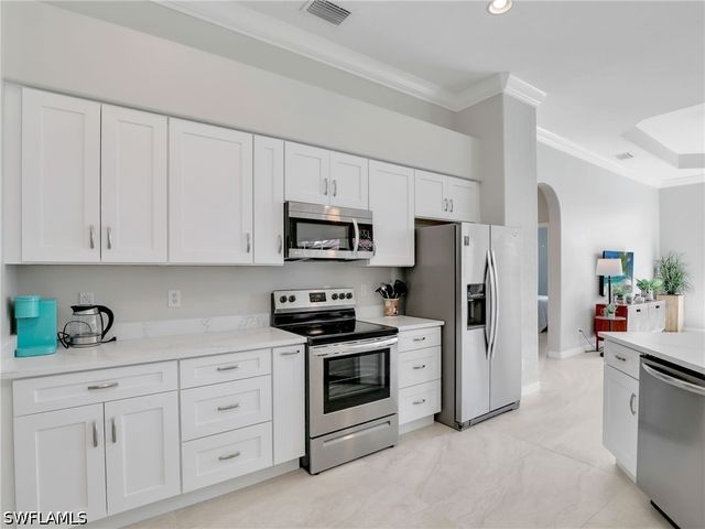 8845 Lely Island CIR, Naples, FL 34113
