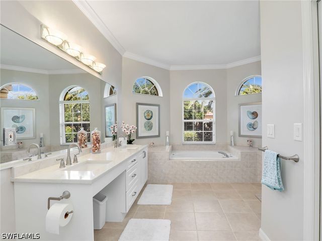 8845 Lely Island CIR, Naples, FL 34113
