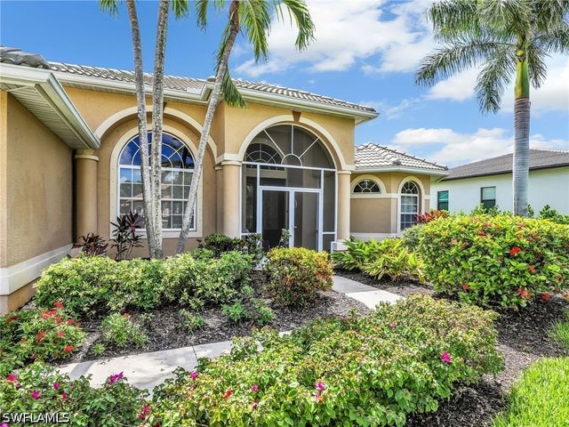 8845 Lely Island CIR, Naples, FL 34113