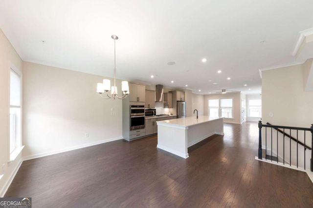 2130 Holtz Lane, Atlanta, GA 30318