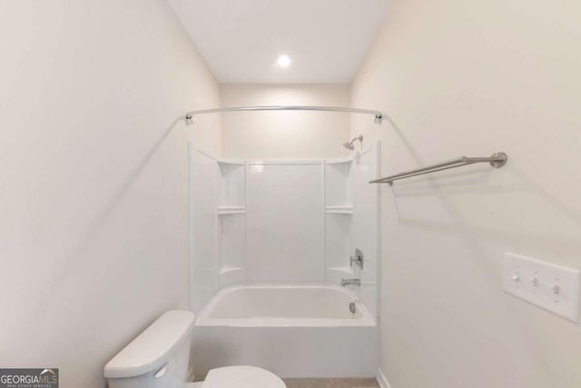 2130 Holtz Lane, Atlanta, GA 30318