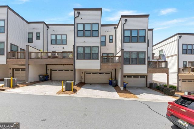 2130 Holtz Lane, Atlanta, GA 30318