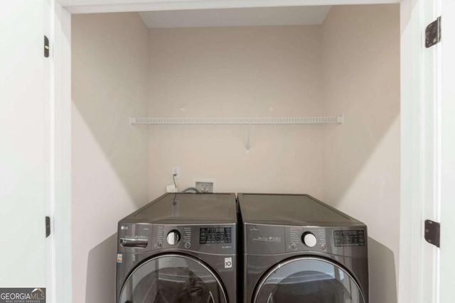 2130 Holtz Lane, Atlanta, GA 30318