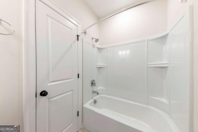 2130 Holtz Lane, Atlanta, GA 30318
