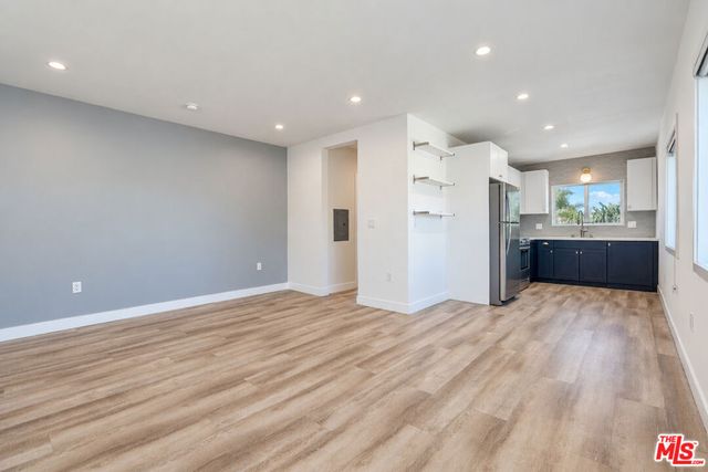 6350 Willoughby Avenue 11, Los Angeles, CA 90038