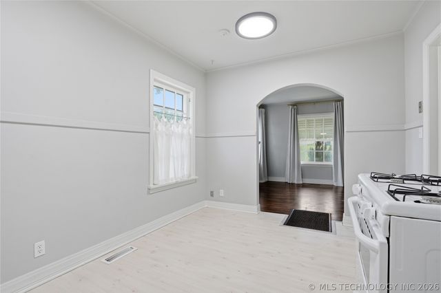 1008 N Cleveland Avenue, Sand Springs, OK 74063
