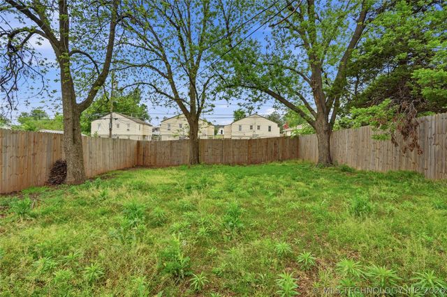 1008 N Cleveland Avenue, Sand Springs, OK 74063