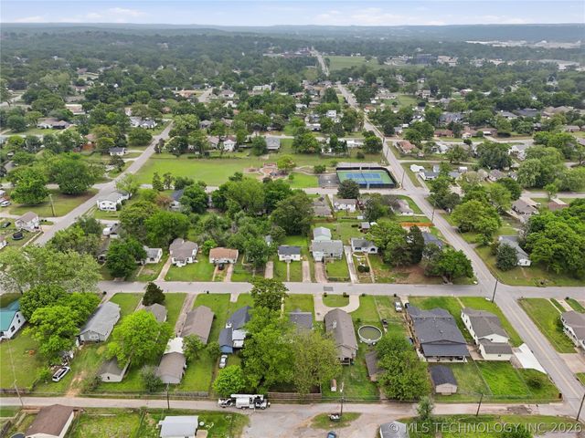 1008 N Cleveland Avenue, Sand Springs, OK 74063