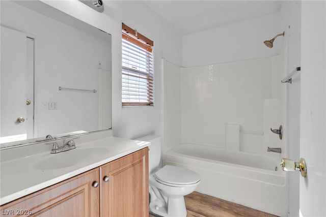 5178 Paradise Skies Avenue, Las Vegas, NV 89156