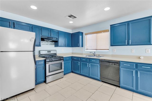 5178 Paradise Skies Avenue, Las Vegas, NV 89156
