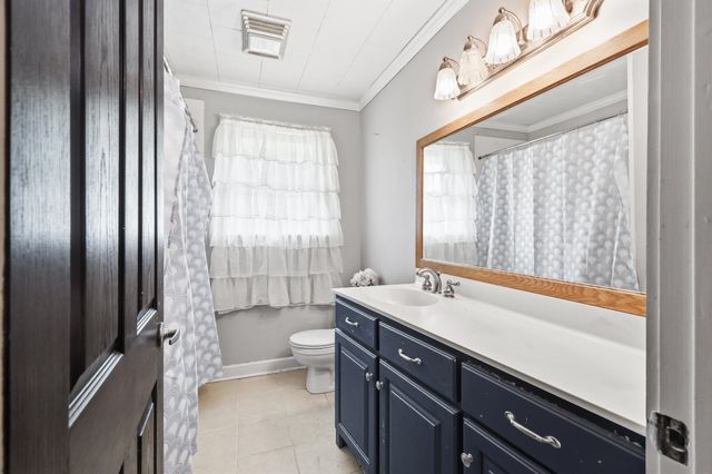 406 Highland Dr, Houma, LA 70364