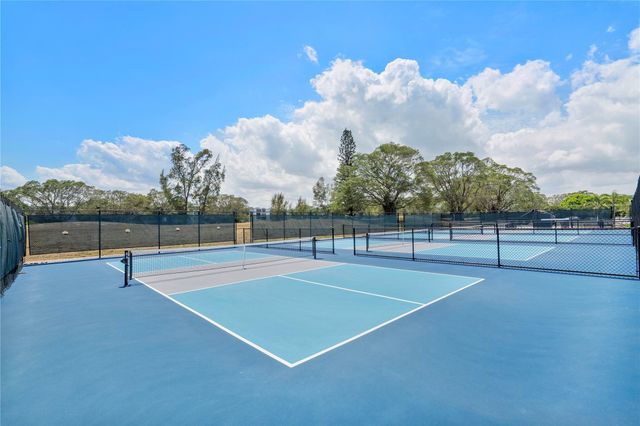 190 Oakridge M, Deerfield Beach, FL 33442