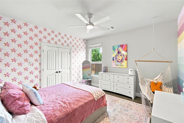 205 Canterbury Court, Midlothian, TX 76065