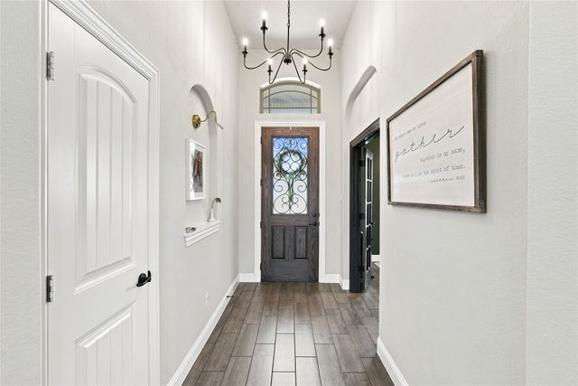 205 Canterbury Court, Midlothian, TX 76065