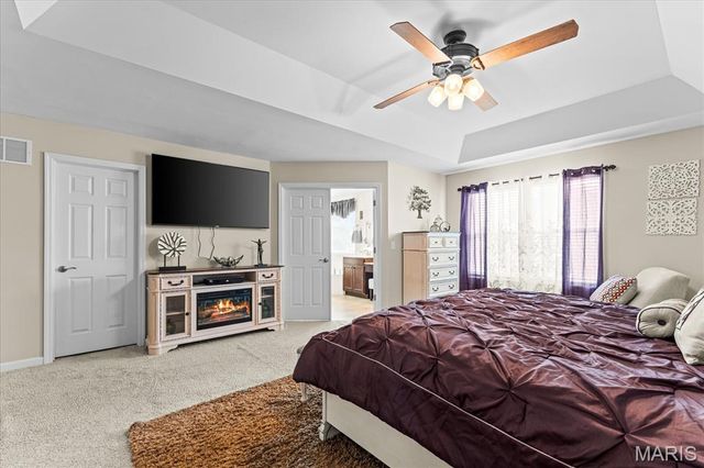 1009 Richland Park Drive, O'fallon, IL 62269