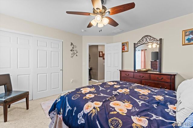 1009 Richland Park Drive, O'fallon, IL 62269