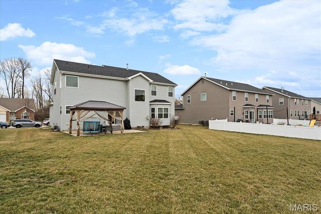 1009 Richland Park Drive, O'fallon, IL 62269