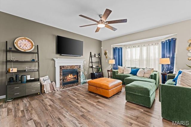 1009 Richland Park Drive, O'fallon, IL 62269