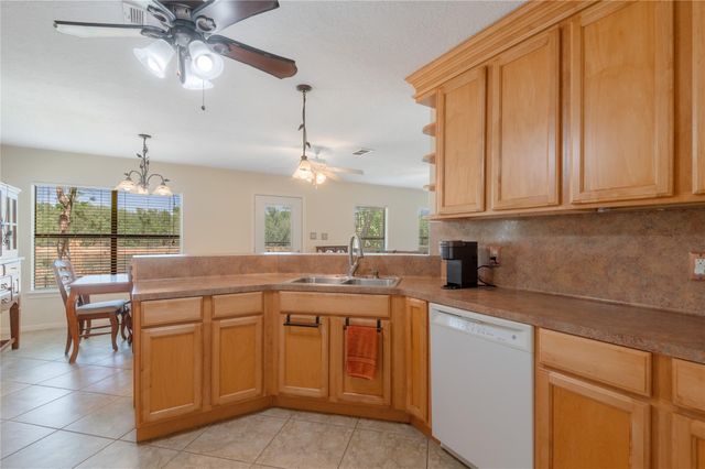 15 Lakeside, Trinity, TX 75862