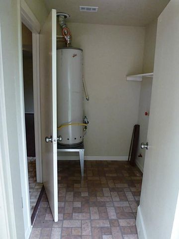 10306 Twin Hills Court, Houston, TX 77031