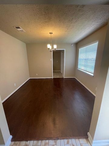 10306 Twin Hills Court, Houston, TX 77031