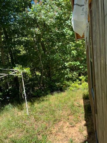 220 Friendship Trail, Talking Rock, GA 30175