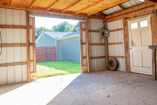 1512 Meadowbrook Road Road, Vanceburg, KY 41179